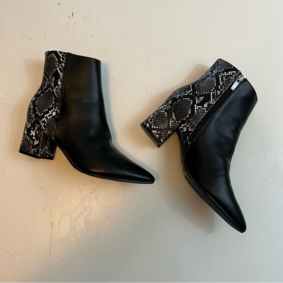 Nine West Shoes - Nine West Snake Skin Print Black Ankle Booties - Size 7